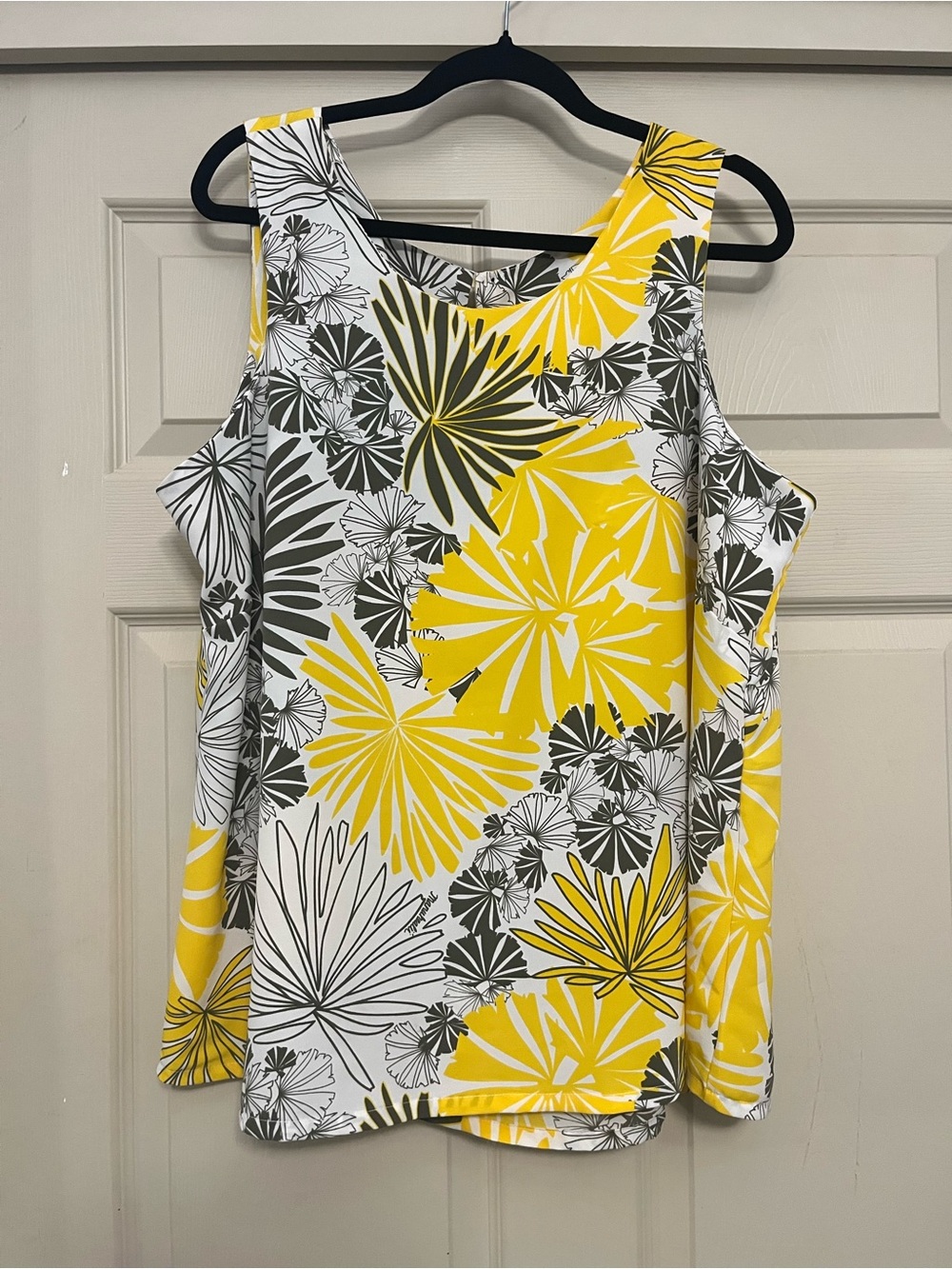 Manuhealii Women’s Top